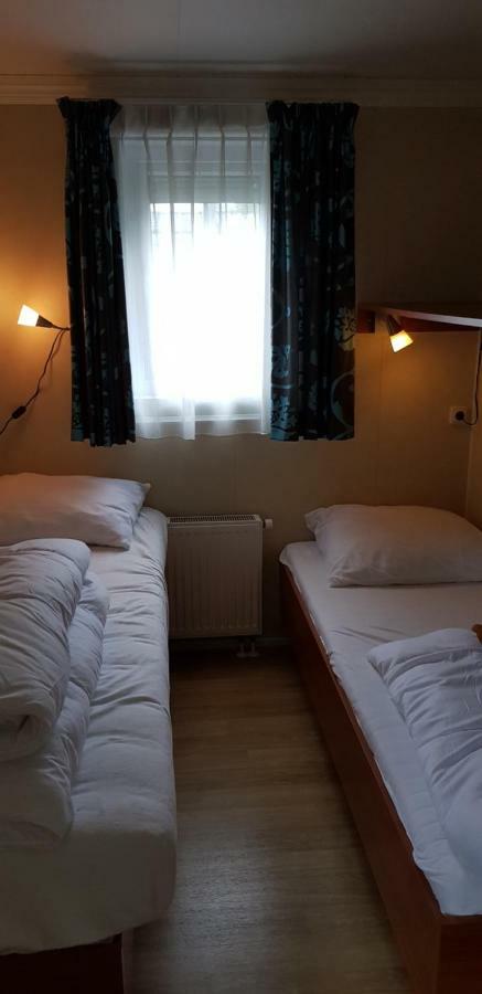 Chalet De Zeeuwse Lûûkjes 2